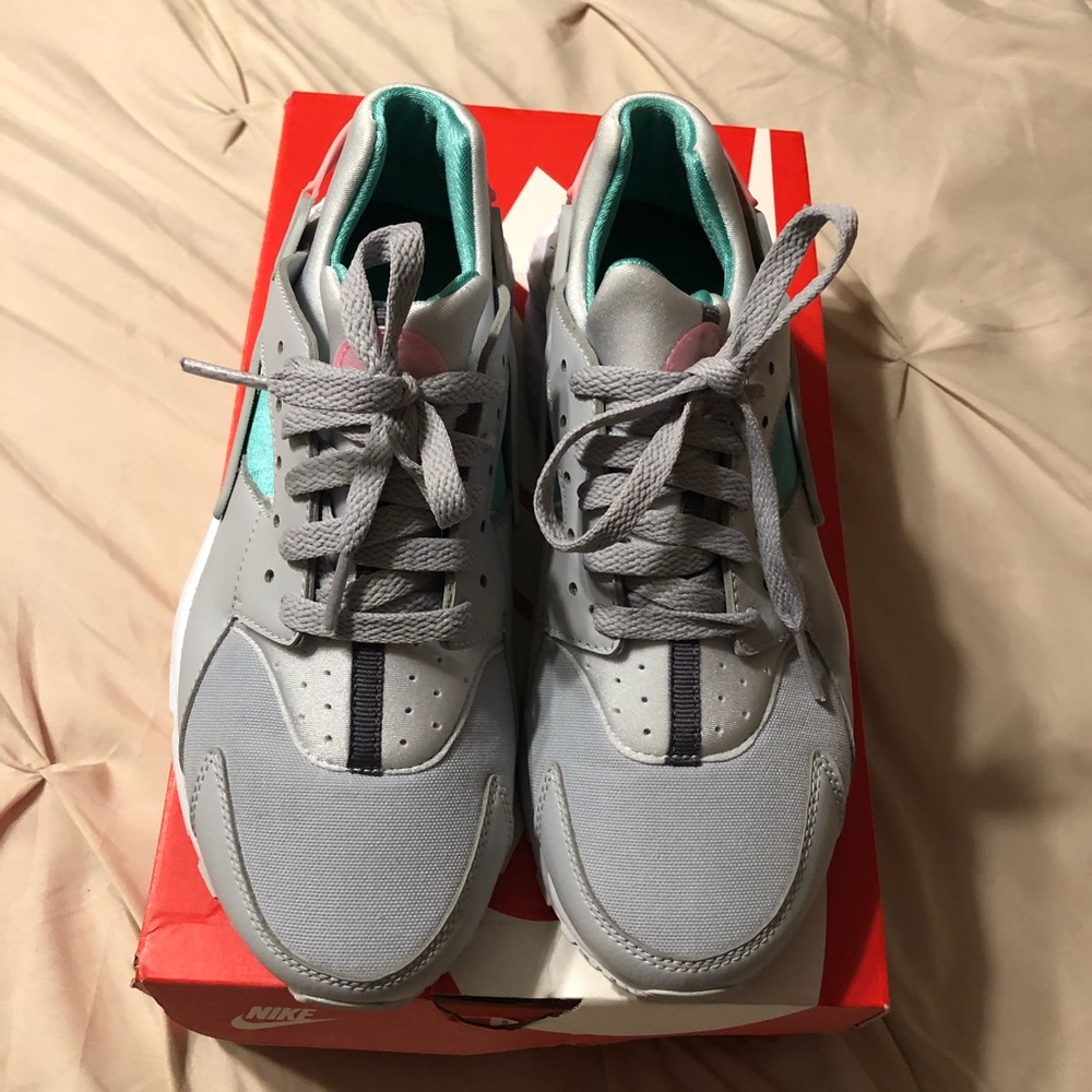 NIKE HUARACHE 7Y